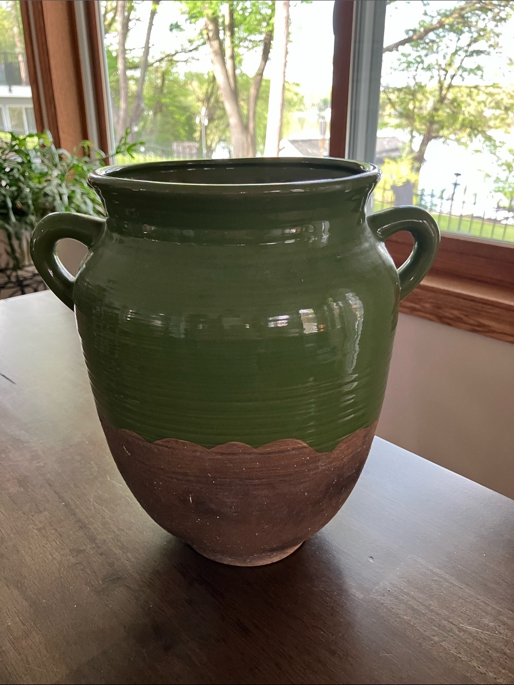 Southern Living at HOME OLIVE JAR DU MAR OLIVE GREEN & SANDSTONE - Picture 4 of 9